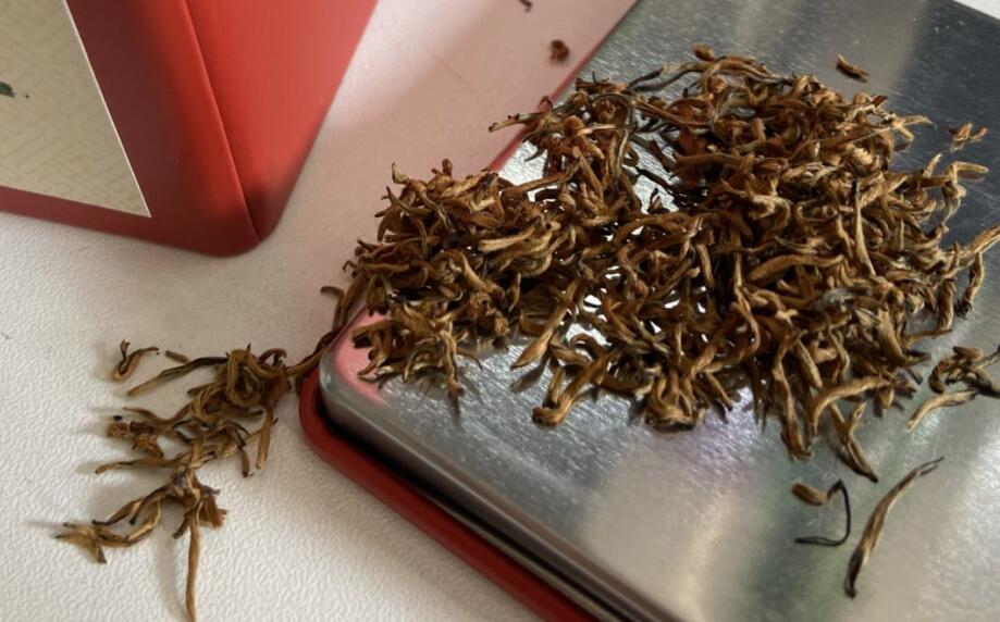 桂林修仁茶加工技術(shù)規(guī)程發(fā)布 特色茶產(chǎn)業(yè)邁進(jìn)標(biāo)準(zhǔn)化時(shí)代